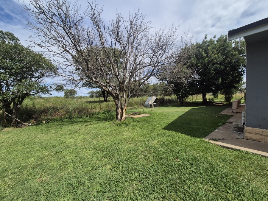 4 Bedroom Property for Sale in Witpoort North West